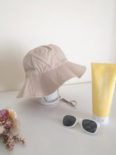 Load image into Gallery viewer, Wide Brim Bucket Hat - Size M/L (52-54cm)