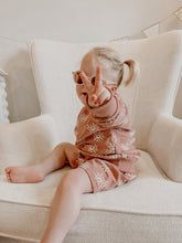 Load image into Gallery viewer, 2pc Crew and Shorts Set - Sunrays