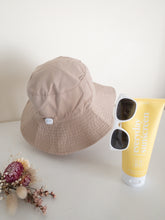 Load image into Gallery viewer, Wide Brim Bucket Hat - Size M/L (52-54cm)