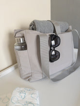 Load image into Gallery viewer, Cooper Caddy Bag - Light Grey