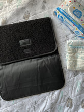 Load image into Gallery viewer, Portable Teddy Change Mat - Black