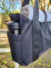 Load image into Gallery viewer, Cooper Caddy Bag - Black
