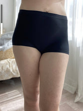 Load image into Gallery viewer, Breastmates Postpartum Underwear - 4pk
