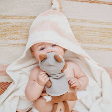 Load image into Gallery viewer, Crane Baby Hooded Towel - Parker
